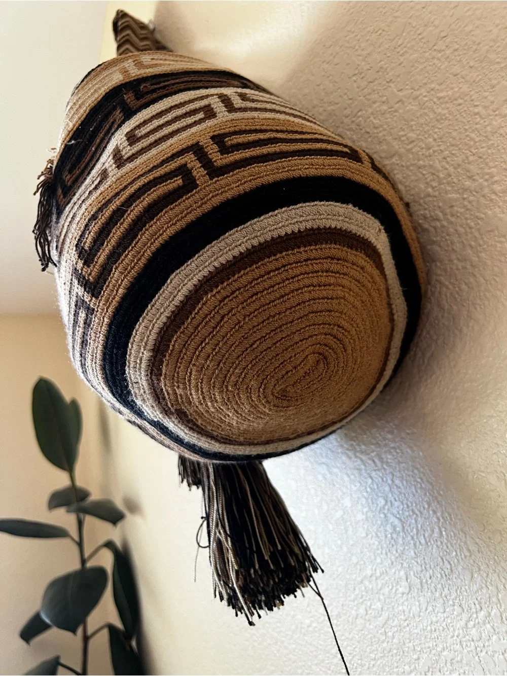Handwoven Wayuu Mochila Bag - Earthy Geometric Crossbody